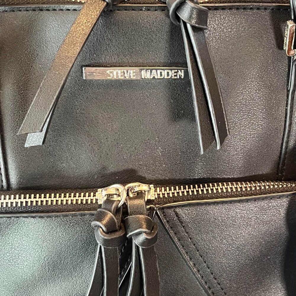 Steve Madden Large Black Leather Tote Purse Crossbody Bag Silver-Toned Accents - Picture 2 of 10